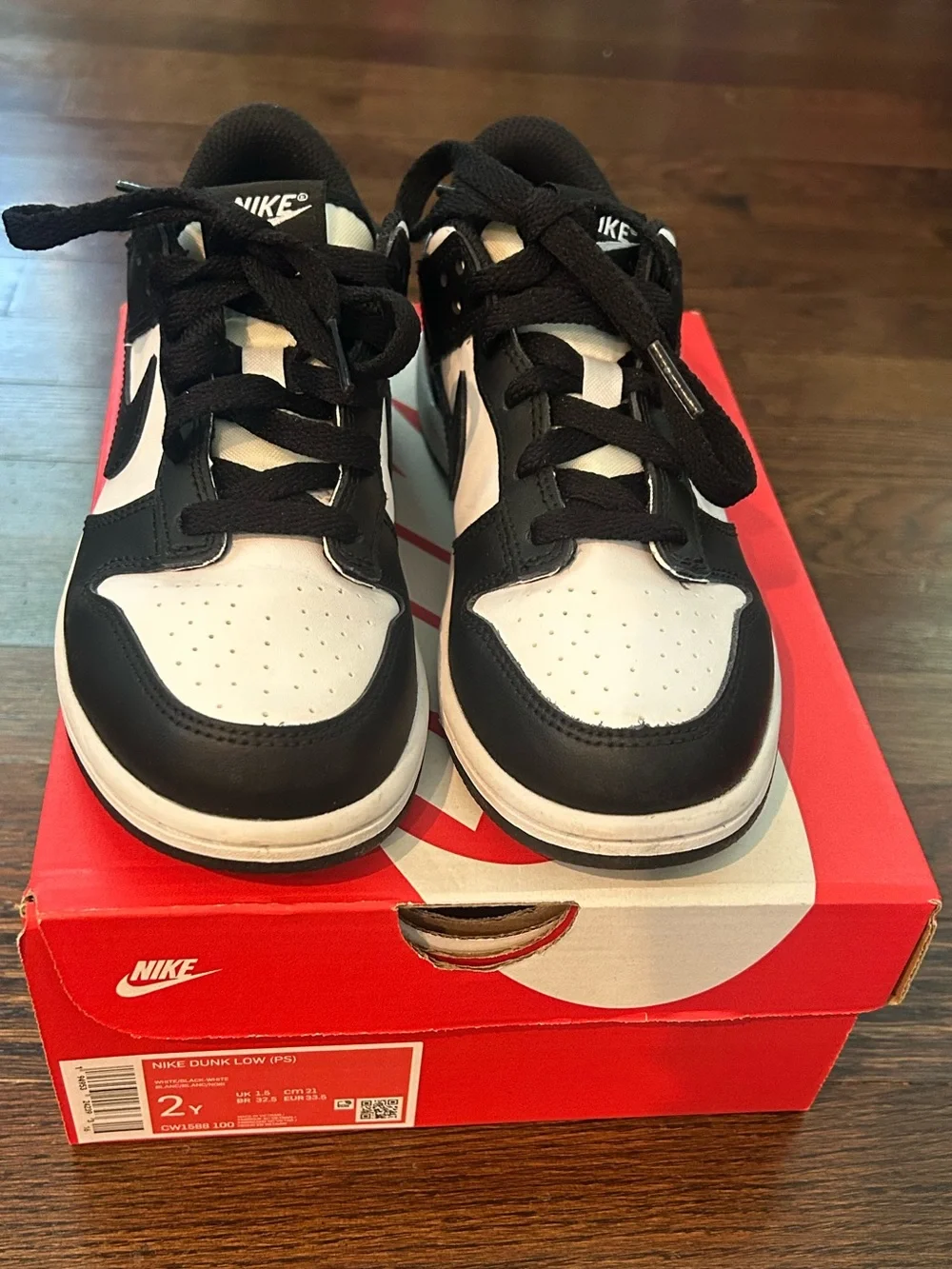 Nike Dunk Low Retro White Black Panda
